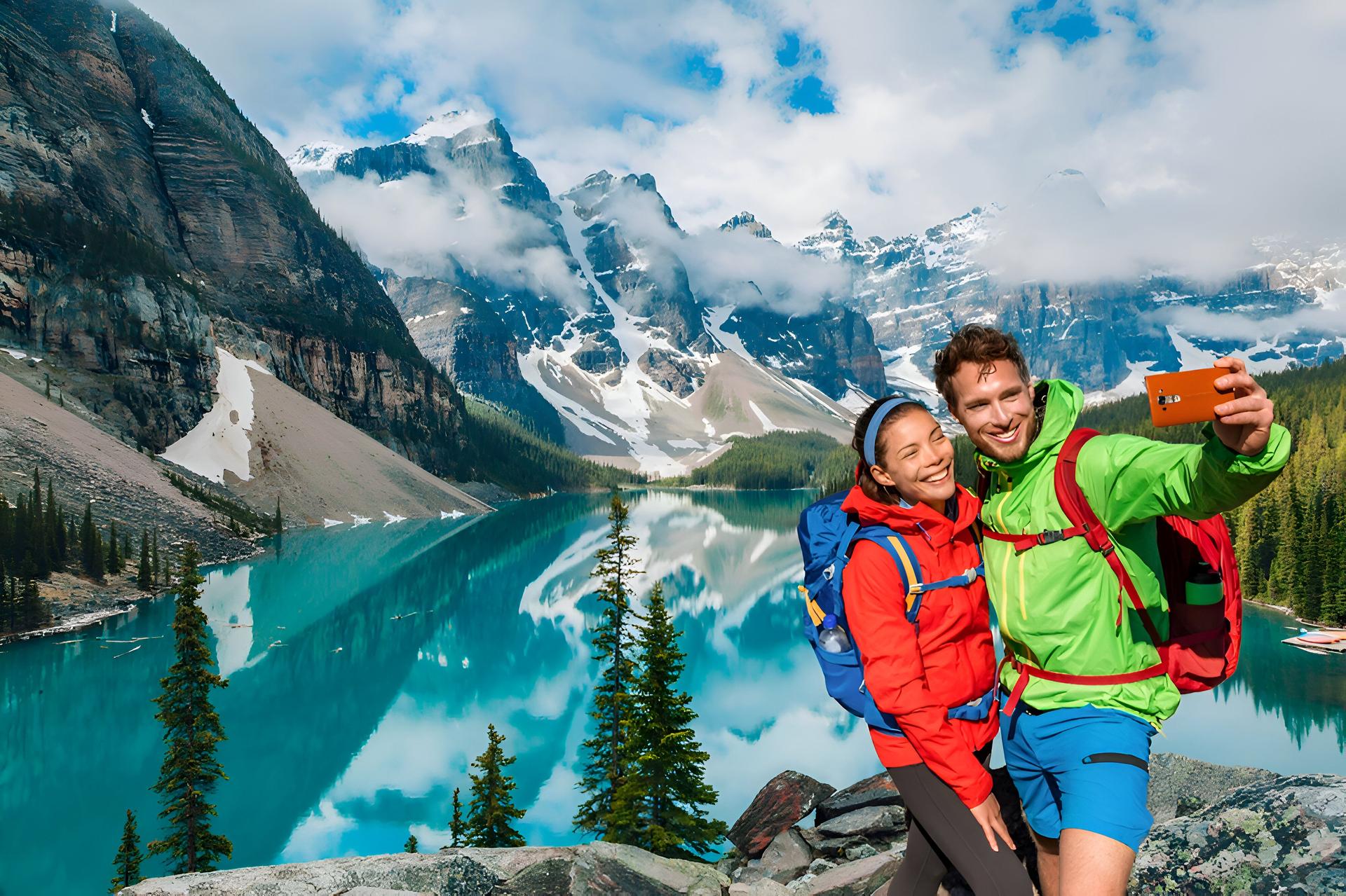 Tourists in Canada 